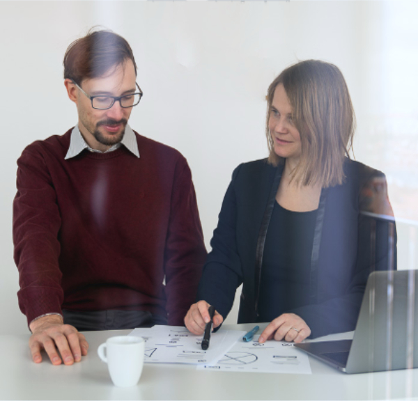 Barbora talking to a client about their website care plan